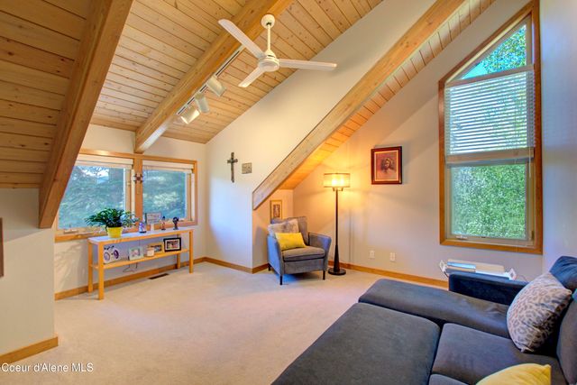 17718 E CAPE HORN RD, Bayview, ID 83803