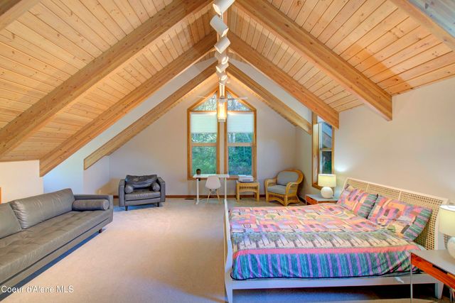 17718 E CAPE HORN RD, Bayview, ID 83803