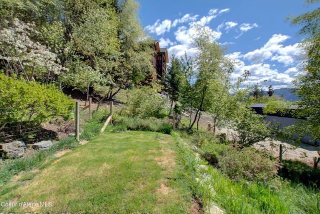 17718 E CAPE HORN RD, Bayview, ID 83803