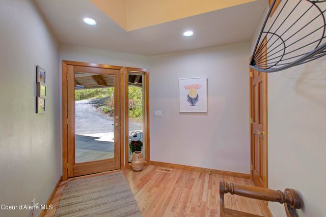 17718 E CAPE HORN RD, Bayview, ID 83803