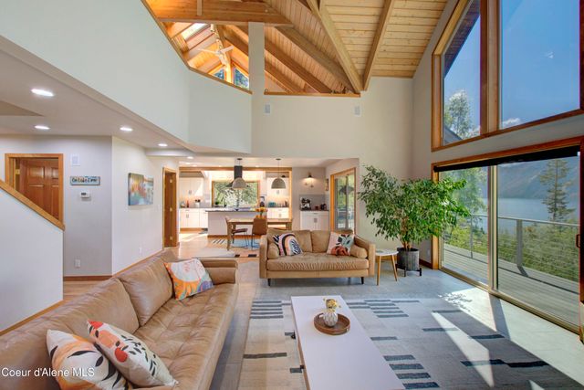 17718 E CAPE HORN RD, Bayview, ID 83803