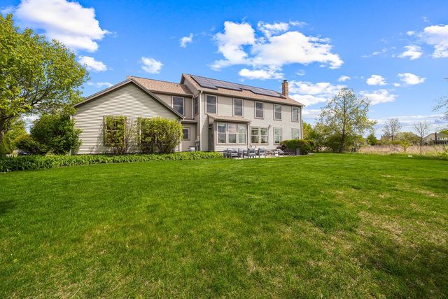 1443 Sunflower Court, Grayslake, IL 60030