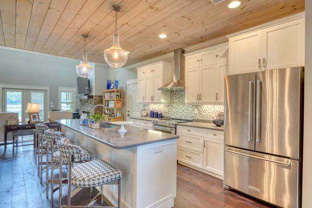 105A Brett Way, Hiawassee, GA 30546
