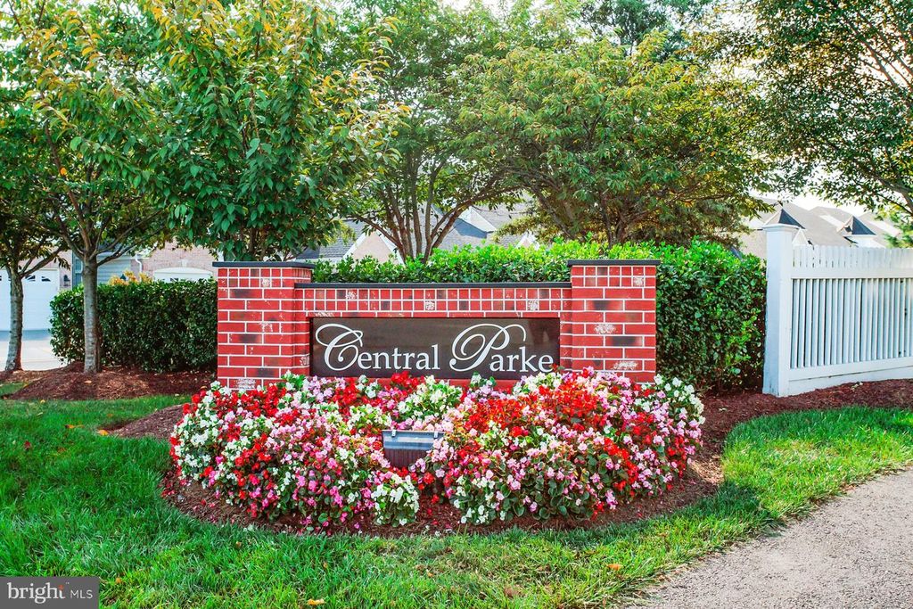 20810 NOBLE #205, Sterling, VA 20165