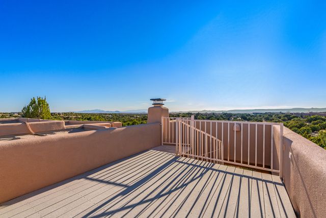 54 La Serena Trail, Santa Fe, NM 87506