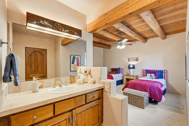 54 La Serena Trail, Santa Fe, NM 87506