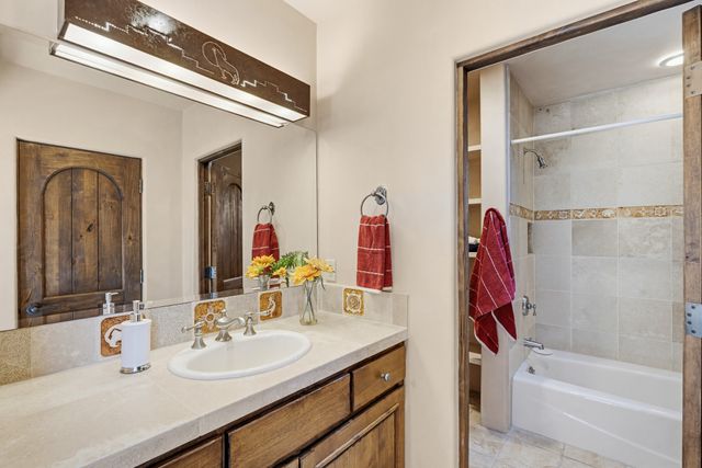 54 La Serena Trail, Santa Fe, NM 87506