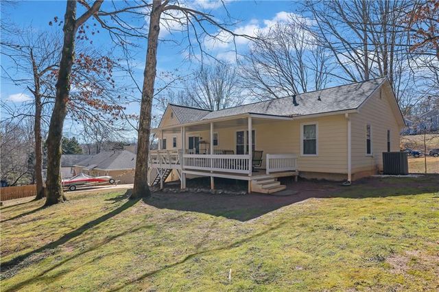 147 Springwater Trace, Woodstock, GA 30188