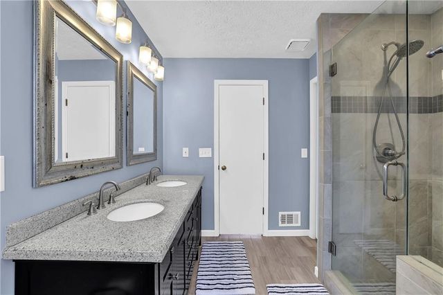 147 Springwater Trace, Woodstock, GA 30188