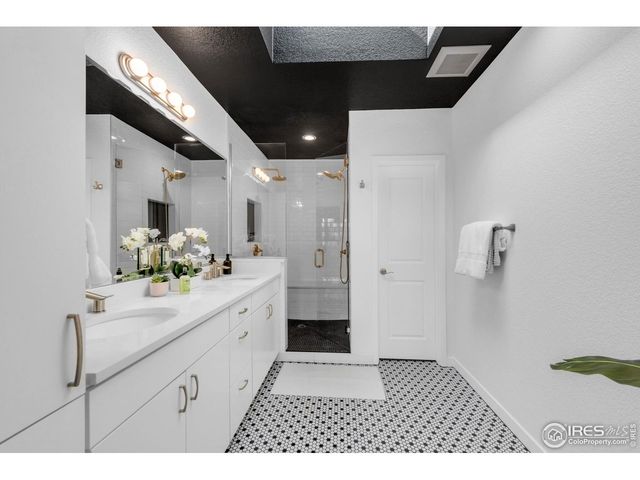 1820 Mary Ln B-16, Boulder, CO 80304