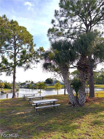5748 Linden LN, Bokeelia, FL 33922