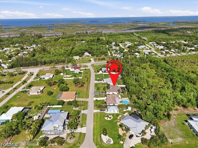 5748 Linden LN, Bokeelia, FL 33922
