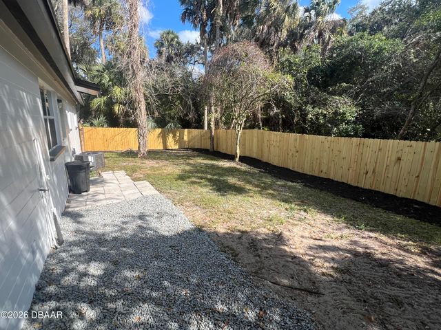 138 Highland Avenue, Ormond Beach, FL 32174