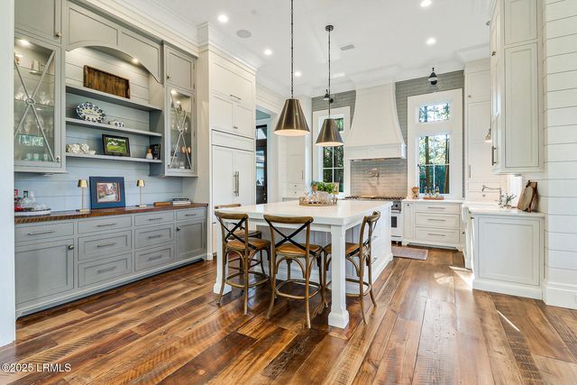 37 Hopes Neck Drive, Bluffton, SC 29910