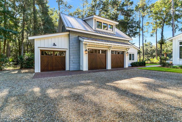 37 Hopes Neck Drive, Bluffton, SC 29910