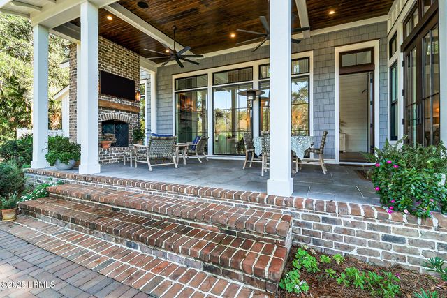 37 Hopes Neck Drive, Bluffton, SC 29910