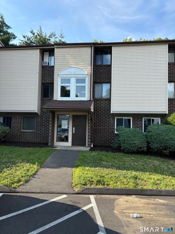 7 Padanaram Road C62, Danbury, CT 06811