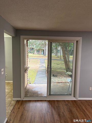 7 Padanaram Road C62, Danbury, CT 06811