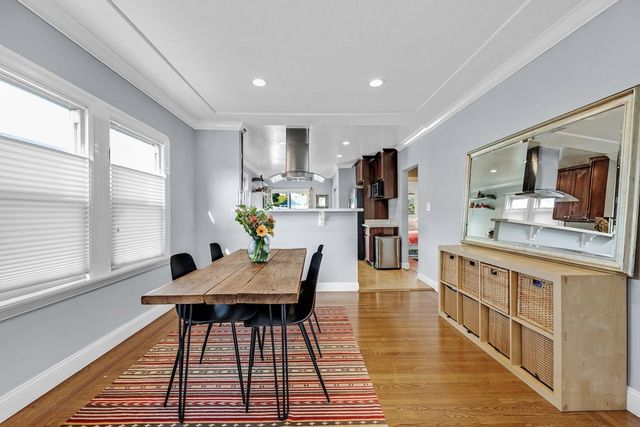 2927 2927 Seminary Ave, Oakland, CA 94605