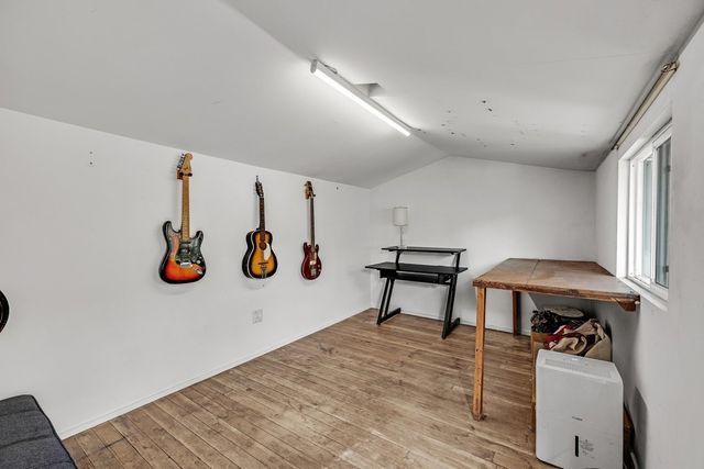 2927 2927 Seminary Ave, Oakland, CA 94605