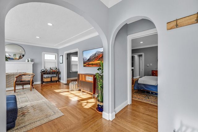 2927 2927 Seminary Ave, Oakland, CA 94605