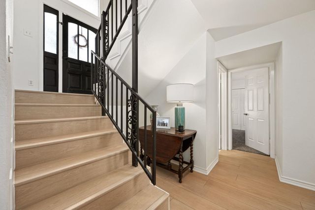 6203 Olympic Overlook DR, Austin, TX 78746