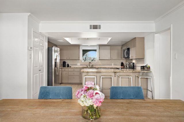 6203 Olympic Overlook DR, Austin, TX 78746