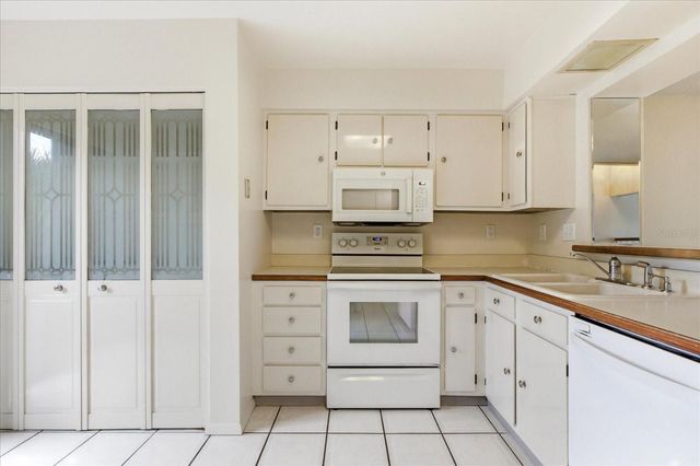 170 MAITLAND AVENUE, Altamonte Springs, FL 32701