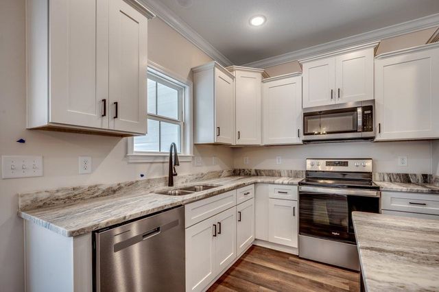 193 Hidden Valley Rd., Aynor, SC 29511