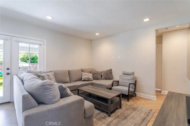 13052 Ottoman Street, Arleta, CA 91331