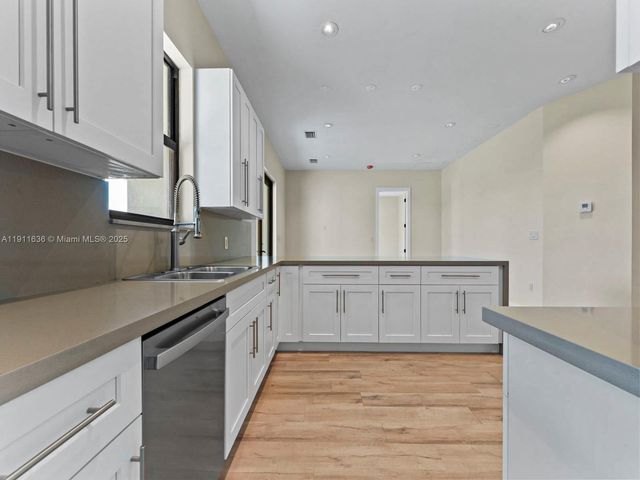 22451 SW 118 Ave, Miami, FL 33170