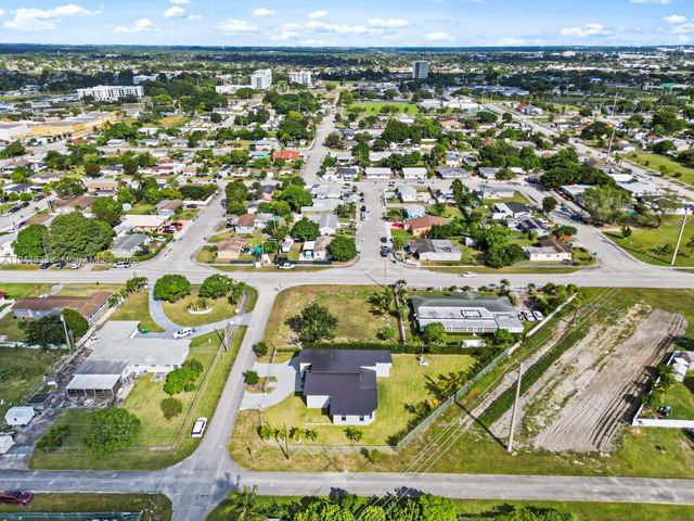 22451 SW 118 Ave, Miami, FL 33170