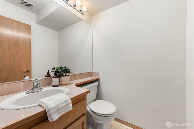 1408 32nd Street Ct NW, Gig Harbor, WA 98335