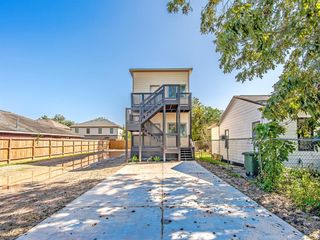 8206 Tower Street, Houston, TX 77088