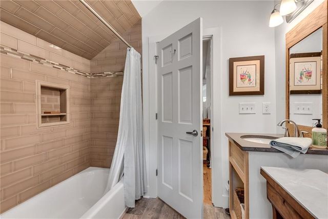 4621 Lakeshore Drive, Pine Lake, GA 30072