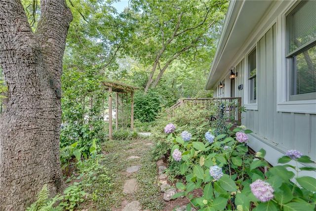 4621 Lakeshore Drive, Pine Lake, GA 30072