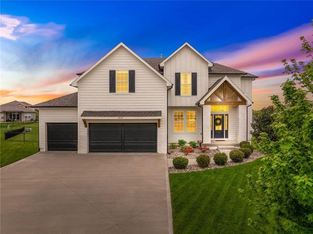 16639 S Legler Street, Olathe, KS 66062