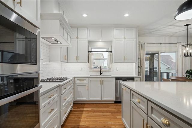 16639 S Legler Street, Olathe, KS 66062