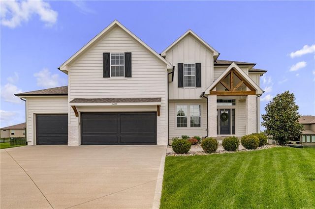 16639 S Legler Street, Olathe, KS 66062