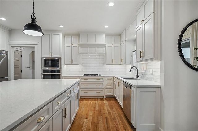 16639 S Legler Street, Olathe, KS 66062