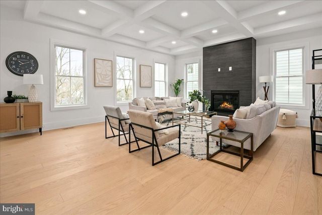 3411 17TH ST N, Arlington, VA 22207