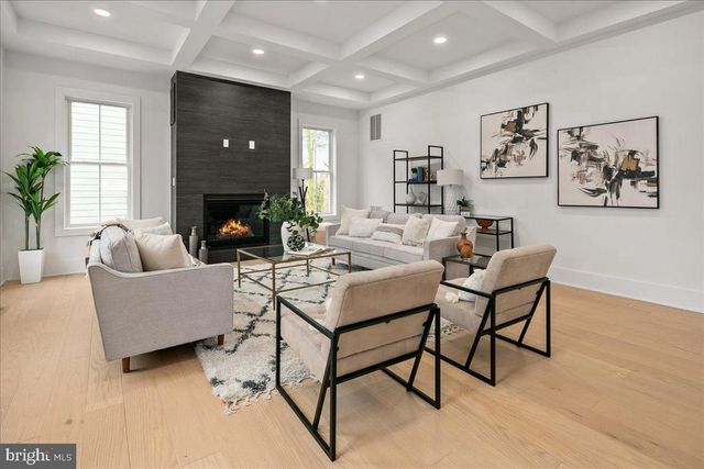 3411 17TH ST N, Arlington, VA 22207