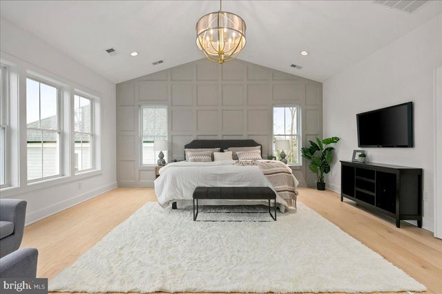 3411 17TH ST N, Arlington, VA 22207