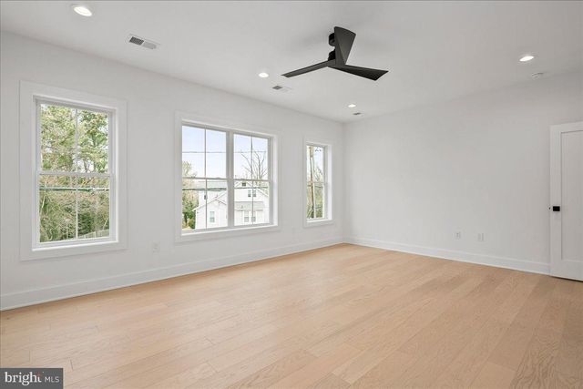 3411 17TH ST N, Arlington, VA 22207