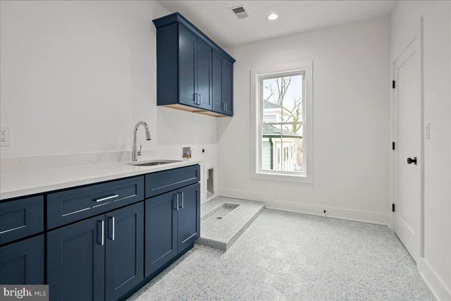 3411 17TH ST N, Arlington, VA 22207