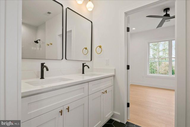 3411 17TH ST N, Arlington, VA 22207