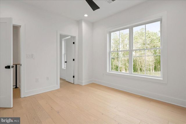 3411 17TH ST N, Arlington, VA 22207