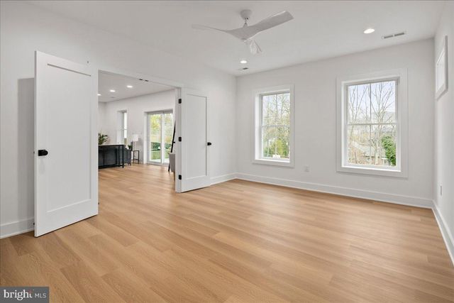 3411 17TH ST N, Arlington, VA 22207