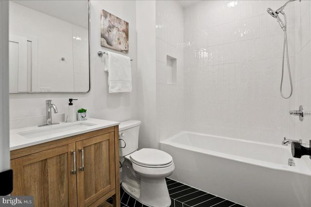 3411 17TH ST N, Arlington, VA 22207