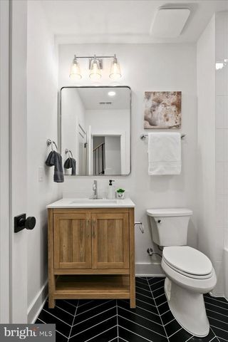 3411 17TH ST N, Arlington, VA 22207